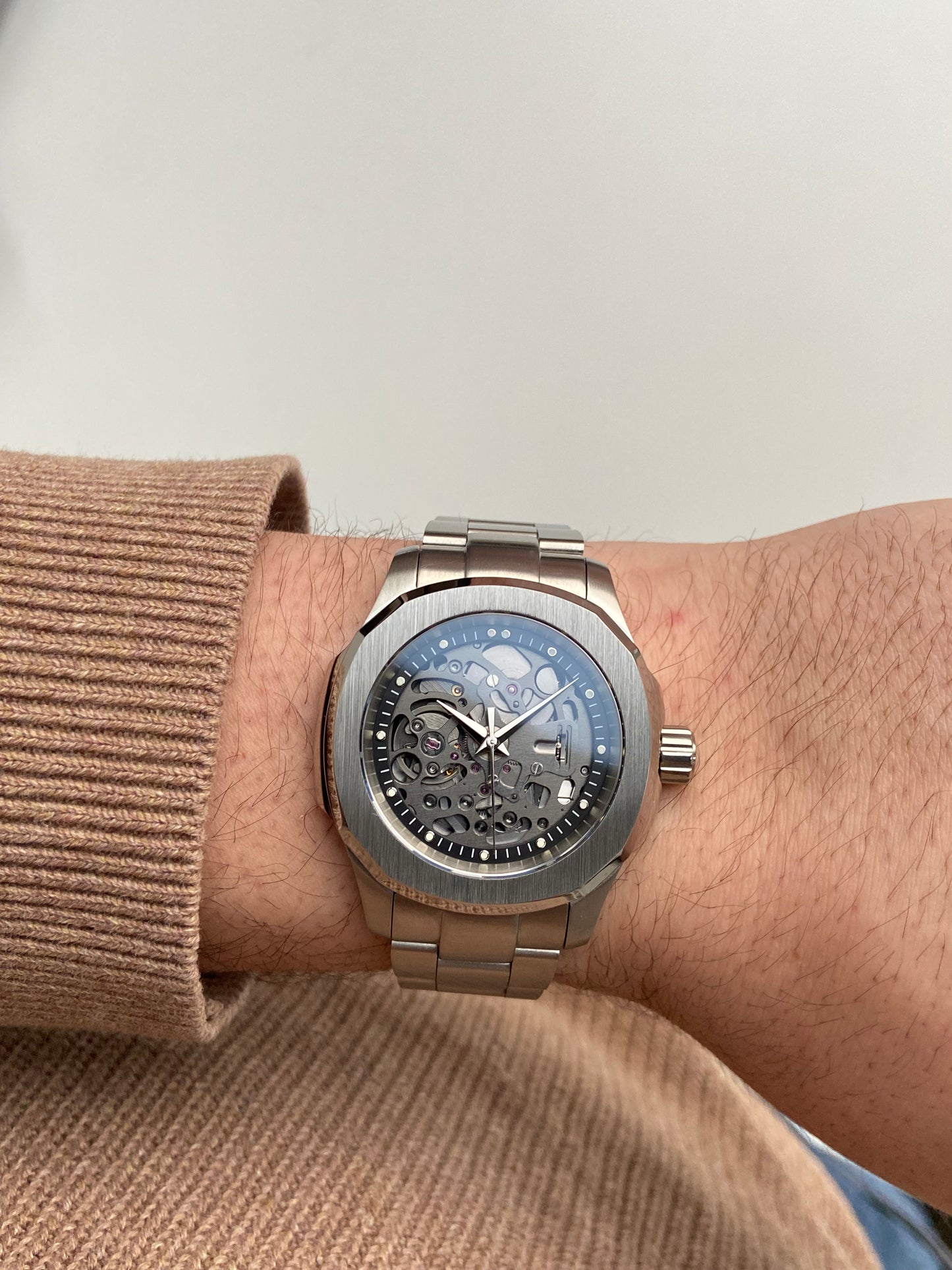 "Illusio" | Rhodium Skeletonized | 40 mm